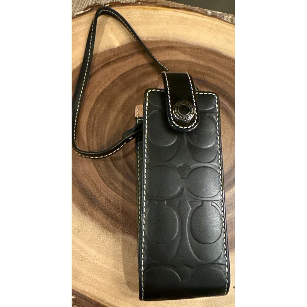 Vintage Coach Y2K Logo Black Leather Embossed Wrislet Case Eyeglass Sunglasses - Picture 3 of 8